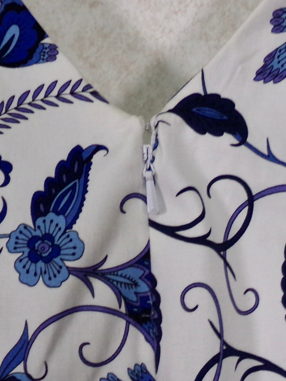 NWT Nine West Blue Combo Dress, Lined, VNeck & Back, Slight Streatch,Bk Zip Sz14 - Picture 8 of 13